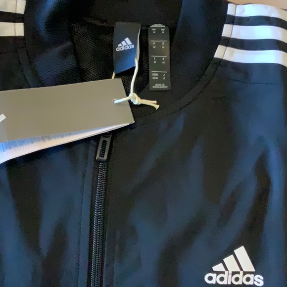 Adidas lightweight Track Jacket Size Medium - Picture 2 of 3